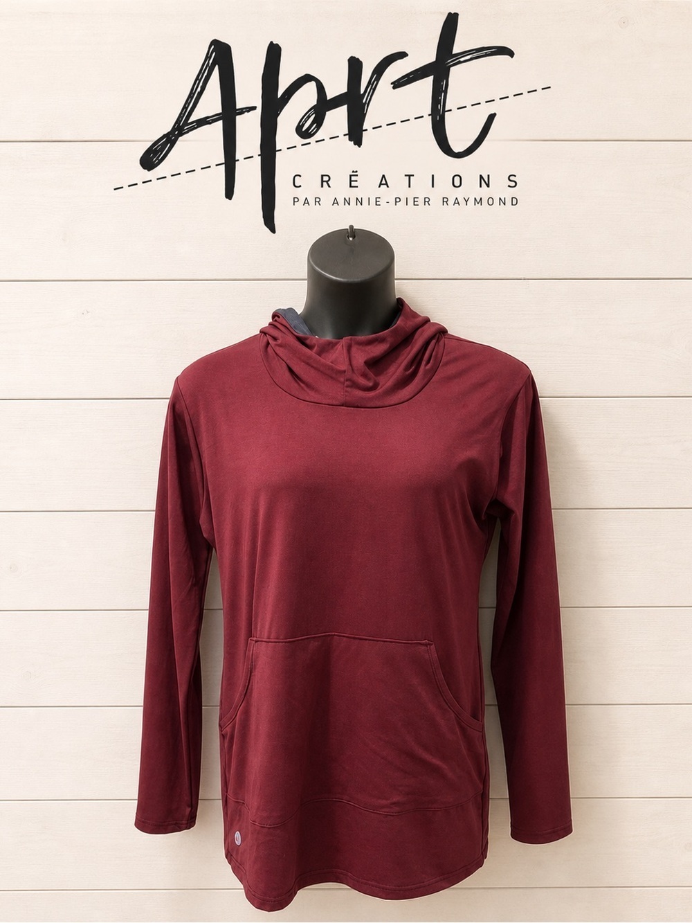 Burgundy long sleeve hoodie – Apart Créations – – Size XXL